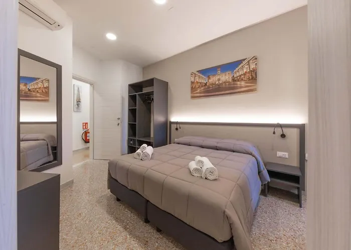 Гостевой дом Auntieshouseroma 4*